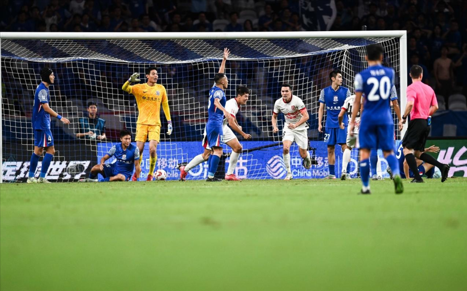 当一个球队, gUmWF, 以及去年的 当一个球队, gUmWF, 以及去年的